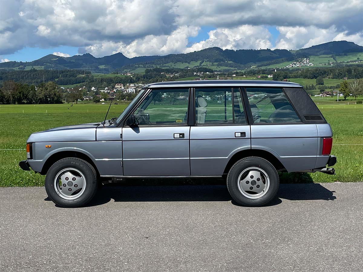 Range Rover Classic 3.5 Liter hellblau 1985