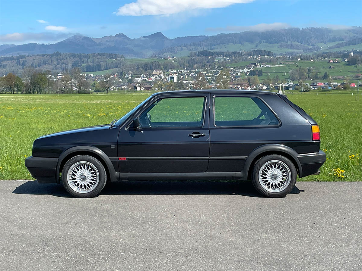 VW Golf GTi II schwarz 1991