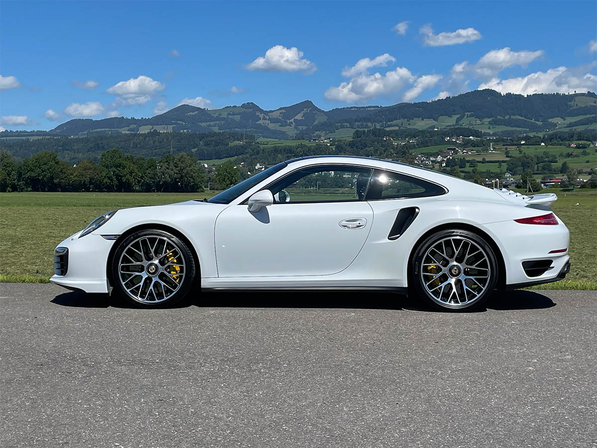 Porsche 911 turbo S PDK Techart weiss 2015