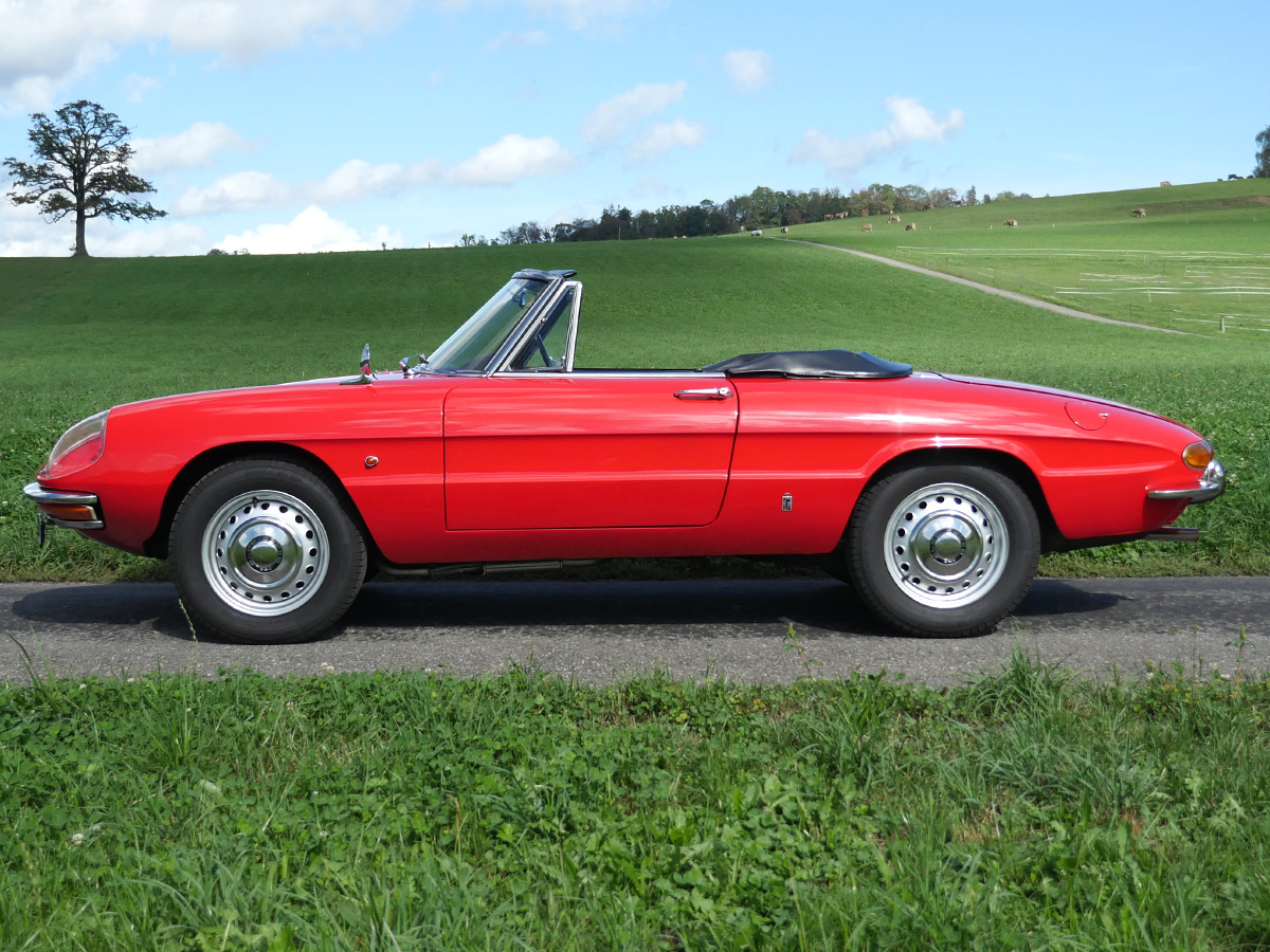 Alfa Romeo Duetto rot 1967