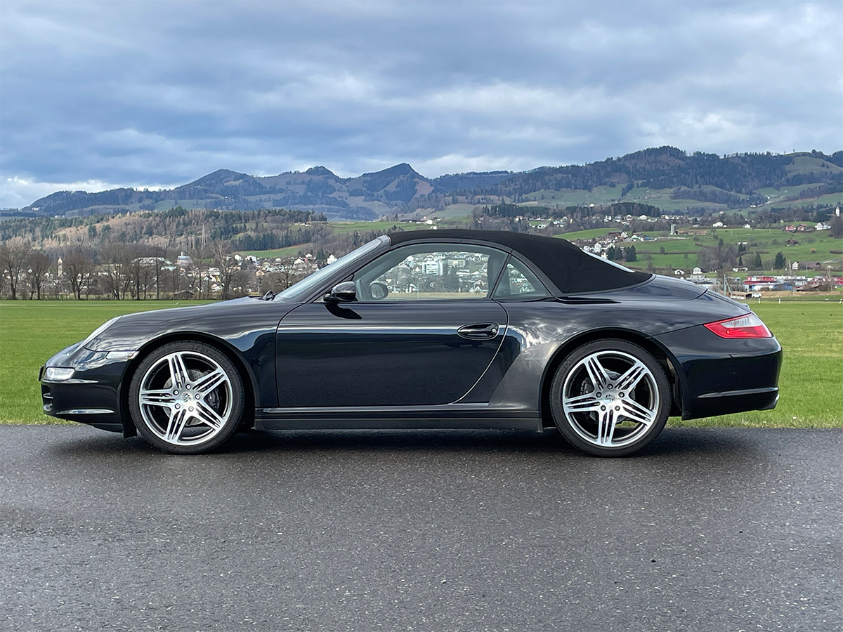 Porsche 911 Carrera 4 Cabriolet Manual schwarz 2008