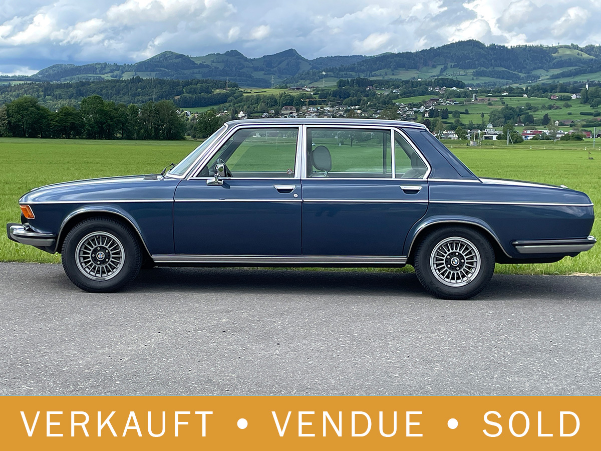 BMW 3.0 L E3 dunkelblau 1975