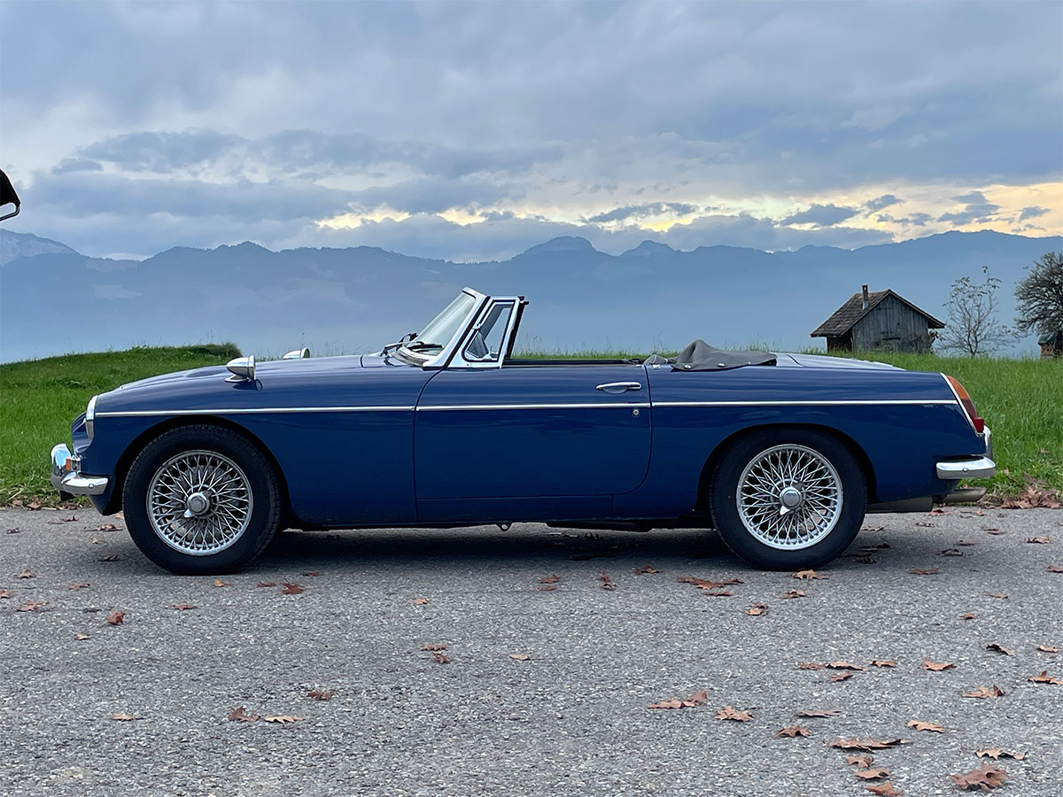 MG C Roadster 6-Zylinder 3.0 blau 1968