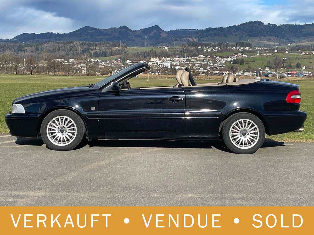 Volvo C70 2.4 T Cabriolet schwarz 2001