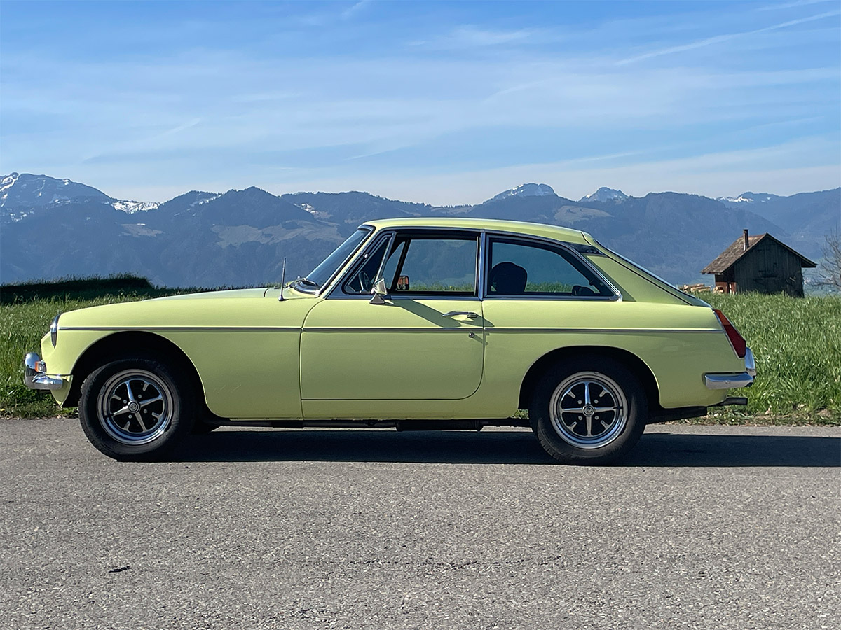 MG B GT Coupé chartreuse 1976