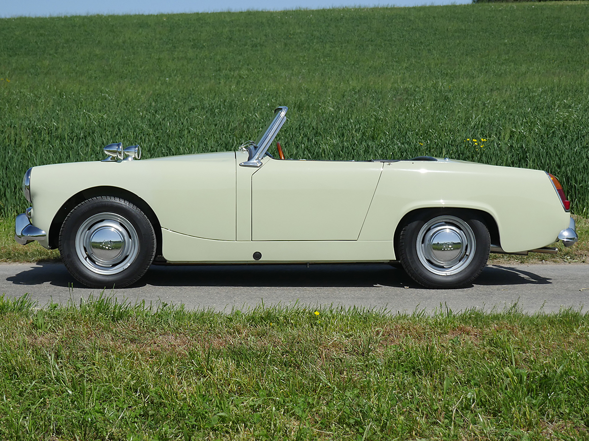 Austin Healey Sprite MKII Fiesta Yellow 1964