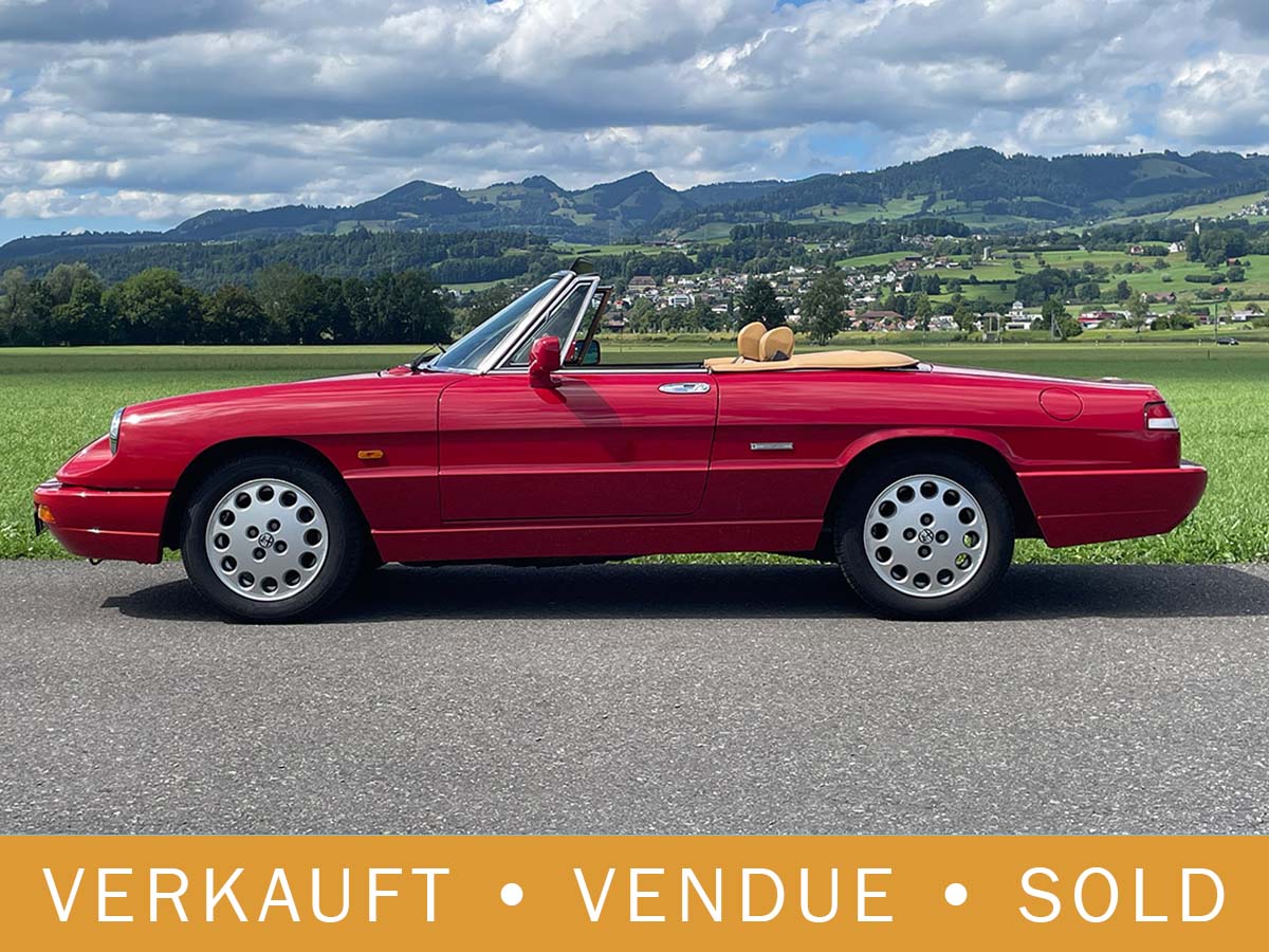 Alfa Romeo Spider Serie IV 2.0 rot 1990