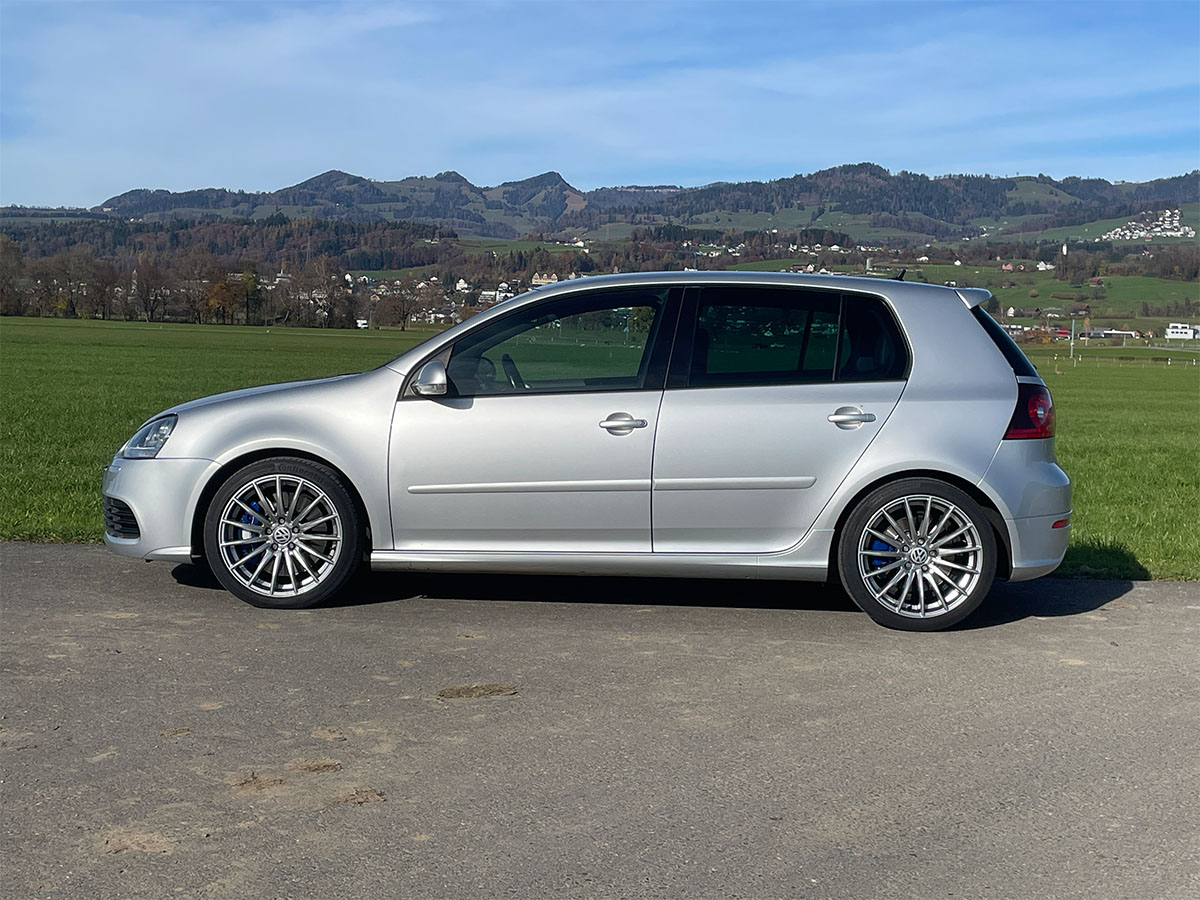 VW Golf R32 4-Motion silber 2005