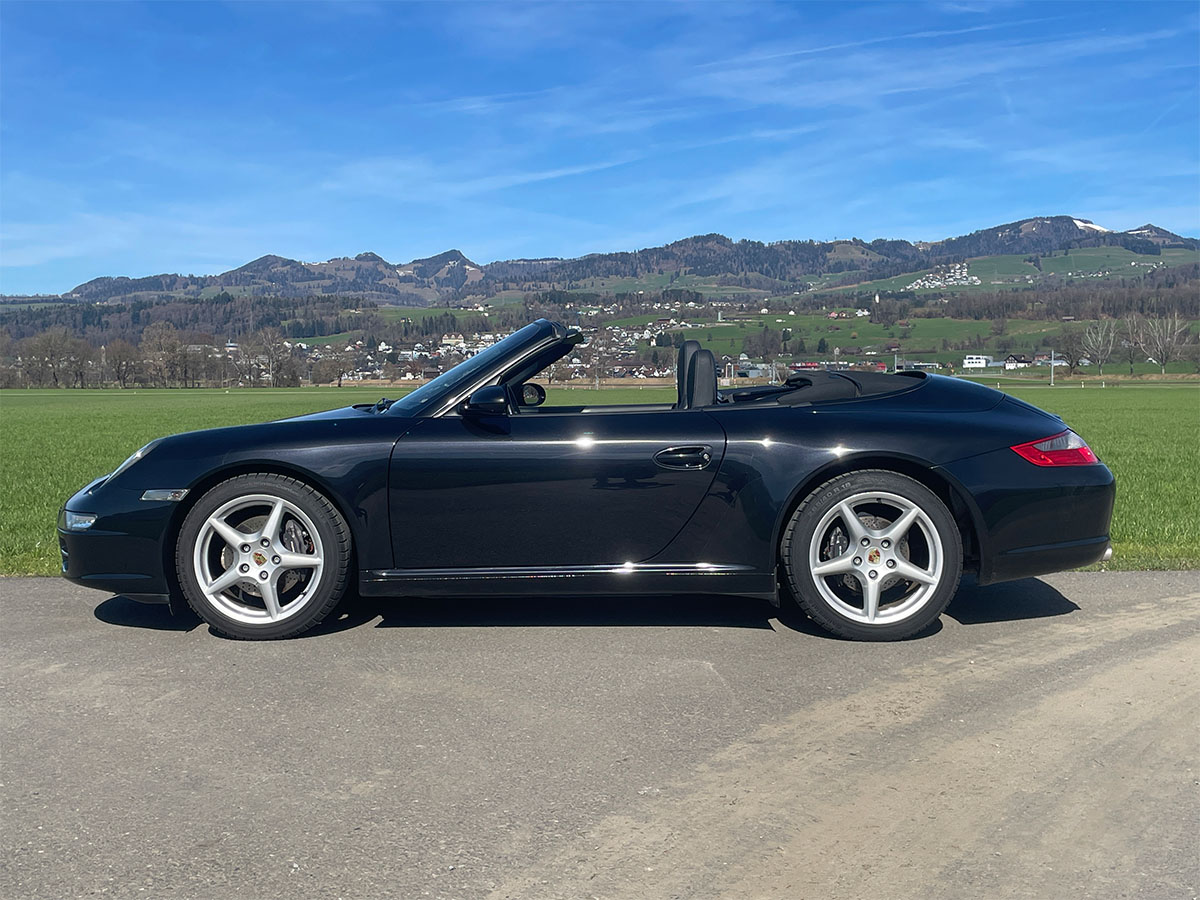 Porsche 911 Carrera 2 Cabriolet schwarz 2008