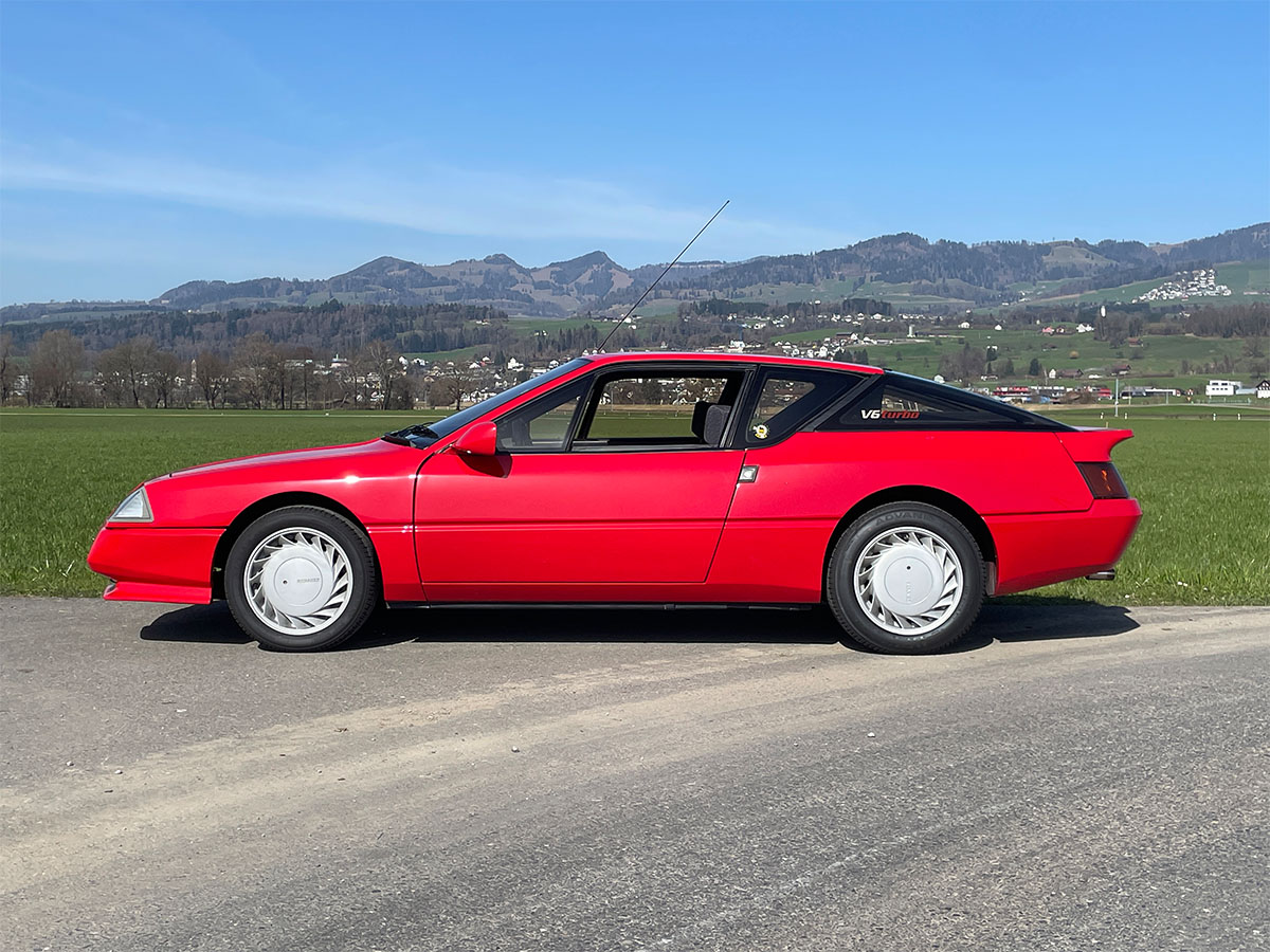 Renault Alpine V6 Turbo rot 1986