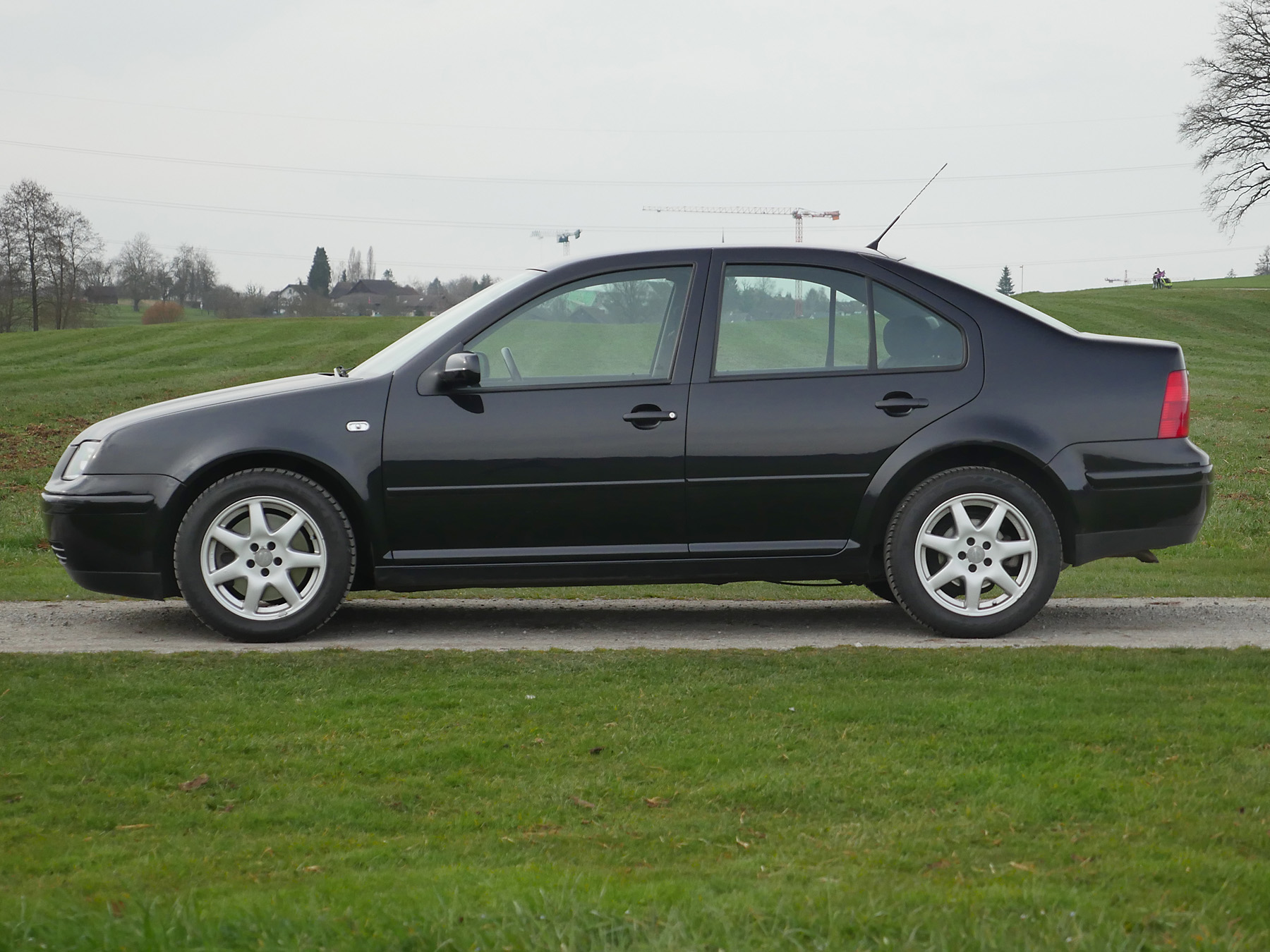 VW Bora 20V-Turbo 1.8 180 PS schwarz 2002