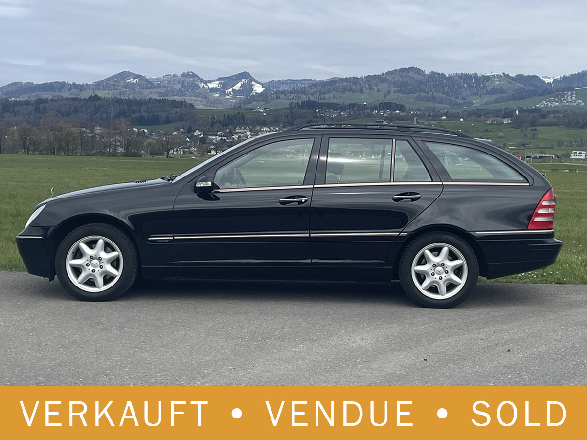 Mercedes Benz 240 T Kombi 4-Matic schwarz 2003