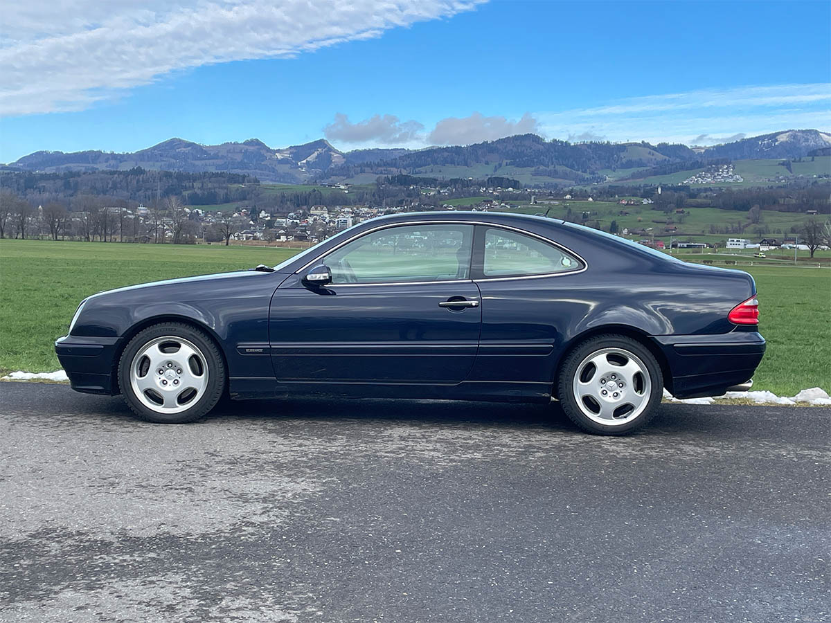 mercedes benz 430 CLK V8 dunkelblau 2000 0000 IMG 1