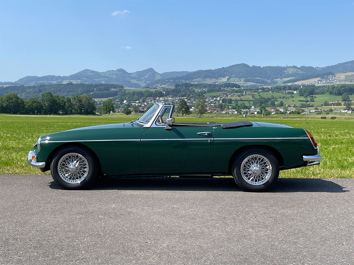 mg b roadster mk I dunkelgruen 1966 0000 IMG 1