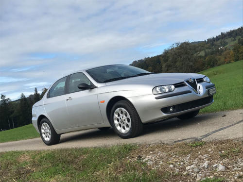 alfa romeo 156 2-0 ts 16v silber 1999 0002 Ebene 12