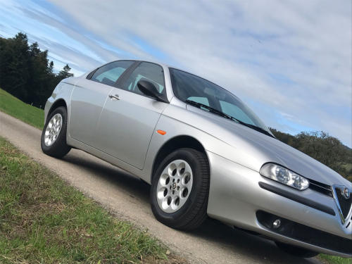 alfa romeo 156 2-0 ts 16v silber 1999 0006 Ebene 8