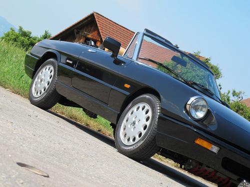 alfa romeo 2-0 spider schwarz 1992 1200x900 0004 5