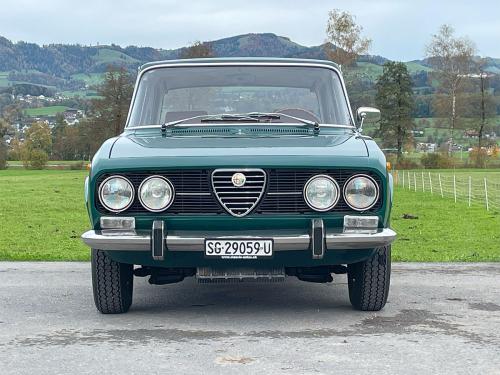 alfa romeo 2000 berlina gruen 1972 0005 IMG 6