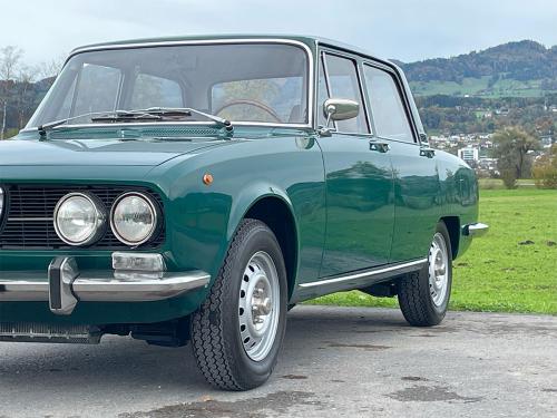 alfa romeo 2000 berlina gruen 1972 0006 IMG 7