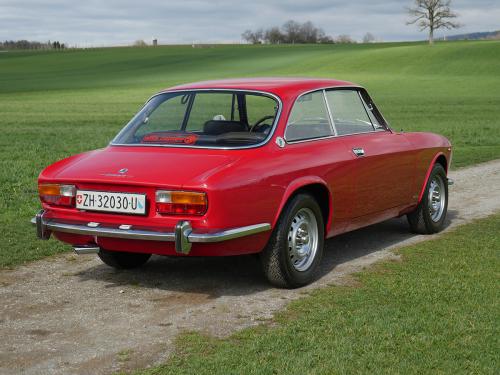 alfa romeo 2000 gtv veloce rosso alfa 1974 0008 9