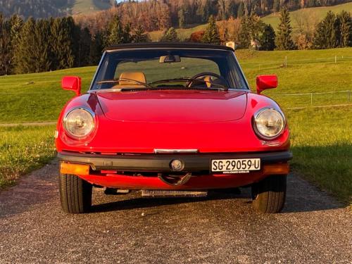 alfa romeo 2000 spider veloce rot 1981 0002 IMG 4