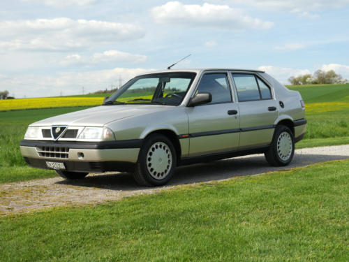 alfa romeo 33 1.7 i.e. elegant silber 1991 0001 2