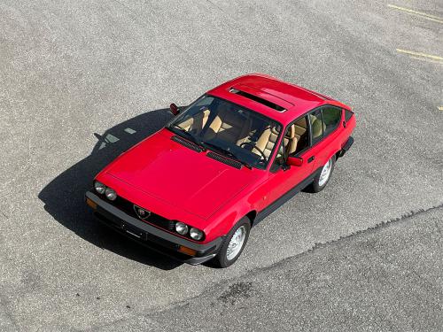 alfa romeo alfetta gtv 2-0 coupe rot 1983 0014 IMG 15