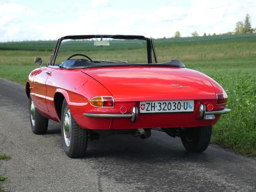 alfa romeo duetto rot 1967 0003 3