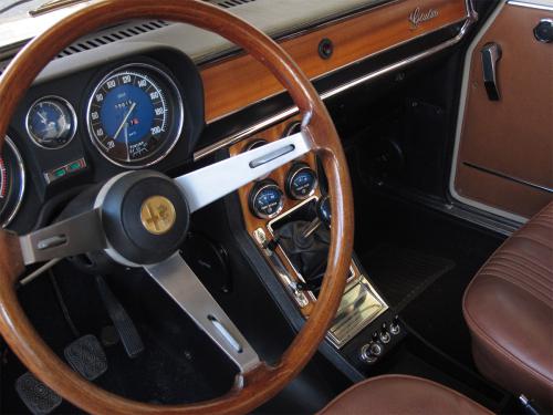 alfa romeo giulia nuova super 1600 beige 1975 02 0006 IMG 7