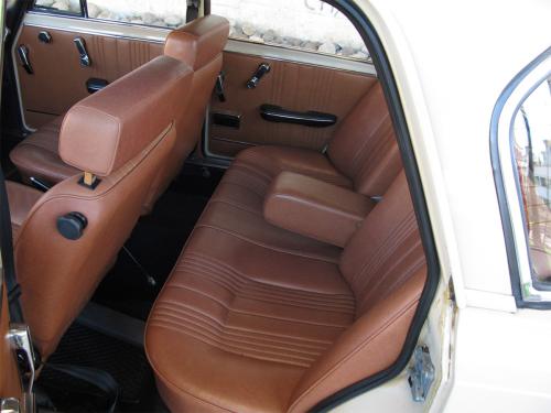 alfa romeo giulia nuova super 1600 beige 1975 02 0007 IMG 8