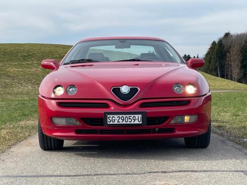 alfa romeo gtv 2-0 JTS 16 V rot 2002 0004 IMG 5 (1)