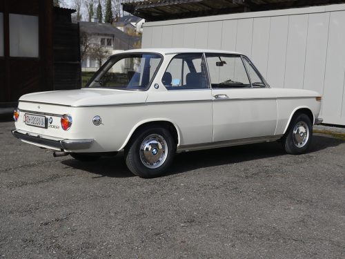 bmw 2002 weiss 1970 0007 08