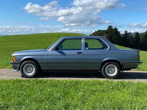 bmw 320 06 e21 coupe sd nauticblau 1982 0000 IMG 1