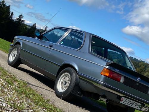 bmw 320 06 e21 coupe sd nauticblau 1982 0008 IMG 9