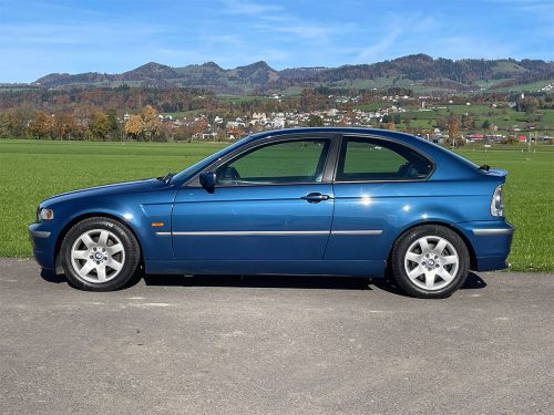 bmw 325 ti compact blau 2002 0000 IMG 1