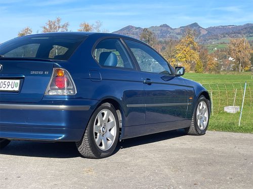 bmw 325 ti compact blau 2002 0008 IMG 9