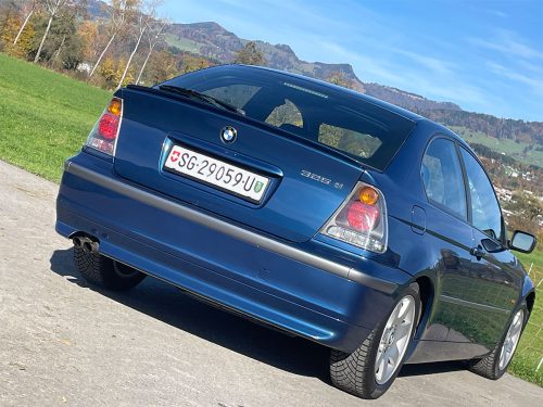 bmw 325 ti compact blau 2002 0009 IMG 10