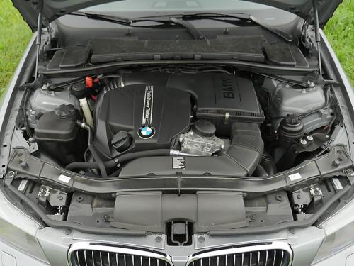 bmw 335i touring graumet 2011 1200x900 0010 11