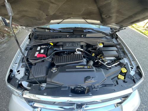 dodge durango 5-7 liter hemi silber 2008 0014 IMG 15