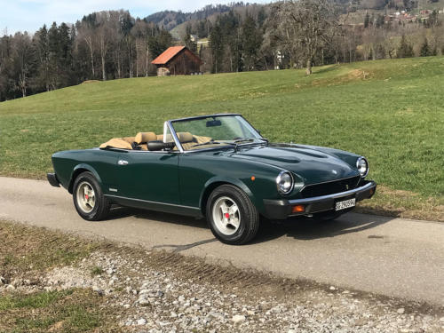 fiat 124 pininfarina spidereuropa 2-0 ie dunkelgruen 1982 0001 Ebene 14