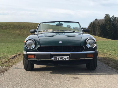 fiat 124 pininfarina spidereuropa 2-0 ie dunkelgruen 1982 0005 Ebene 10