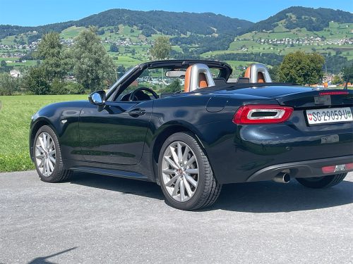 fiat 124 spider 1-4 turbo lusso schwarz 2019 0007 IMG 8