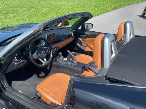 fiat 124 spider 1-4 turbo lusso schwarz 2019 0010 IMG 11