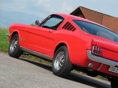 ford mustang fastback 289 cui rot 1965 1200x900 0010 11