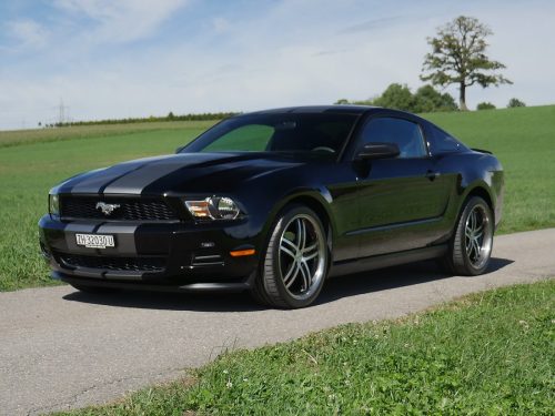 ford mustang gt 3-7 v6 manual schwarz 2012 0001 02