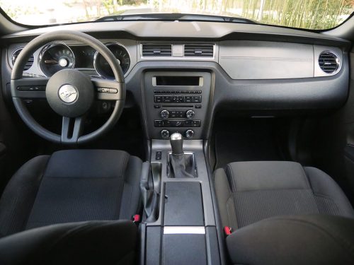 ford mustang gt 3-7 v6 manual schwarz 2012 0012 13