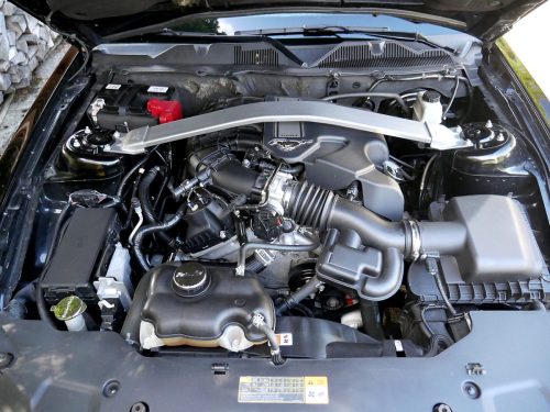 ford mustang gt 3-7 v6 manual schwarz 2012 0015 16