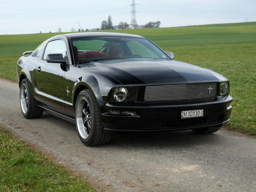 ford mustang gt 4-6 manual schwarz 2005 0007 8