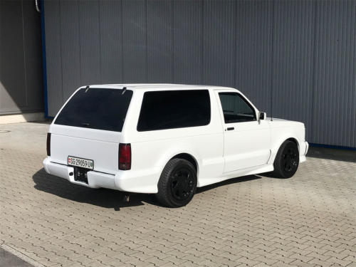 gmc typhoon 4-3 liter v6 turbo weiss 1993 0004 Ebene 11