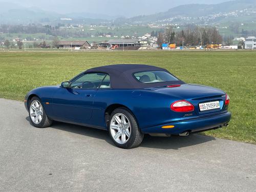 jaguar XK8 cabriolet dunkelblau 1997 0002 IMG 3